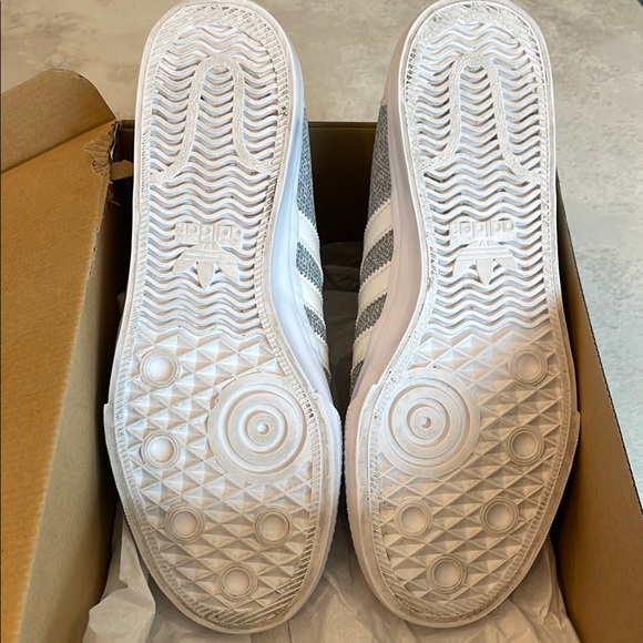 Adidas Adi-ease Kung-Fu Slip -on Gray and White Size 9US - Picture 6 of 6